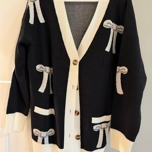 Source Unknown Black and Cream Bow Cardigan